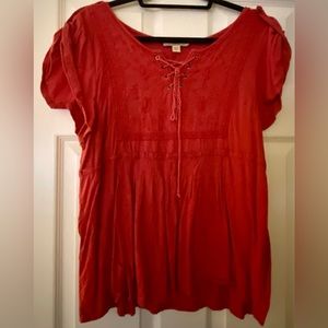 TIE FRONT EMBROIDERED COTTON GENTLY WORN HAND LAUNDERED ADORABLE TOP